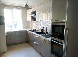 Akrilik mutfak modeli medefe yüzey kaplama mutfak kapağı modelidir. L Mutfak Dolabi Modelleri Ve Dekorasyonu Mutfak Dolaplari Mutfak Dolabi Mutfak