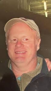 Scott Finlayson's Instagram, Twitter & Facebook