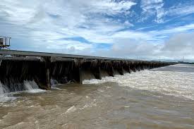 Maybe you would like to learn more about one of these? The Mississippi River At New Orleans Has Never Been So High For So Long