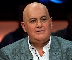 Jack van gelder zijn sterrenbeeld is steenbok en hij is nu 70 jaar oud. Jack Van Gelder