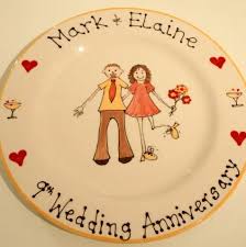 Pottery and willow are the traditional 9th anniversary presents, while leather has become the modern day gift. 9 Best 9th Wedding Anniversary Gift Ideas With Images Styles At Life