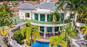 Easy access to gurney drive, tanjung tokong straits quay, pulau tikus, georgetown. Ivc Villa 2 Luxury Bungalow With Private Pool Batu Ferringhi Penang 2021 Reviews Pictures Deals