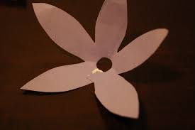 Add paper leaves to your pop up flowers if you wish. Make A Beautiful Pop Up Flower Card 7 Steps Instructables