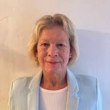 Katherine Le Bosquet (@KatLeBosquet)