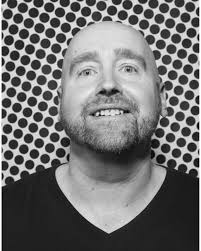 Photo by Simon Graves (@gravewriting) · October 19, 2021