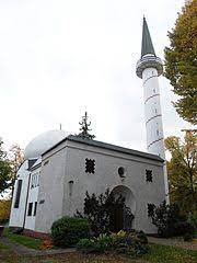 Przychodzili też emigranci z państw arabskich, którzy do polski ludowej przyjeżdżali się uczyć i postanowili zostać. Meczet W Gdansku Wikipedia Wolna Encyklopedia