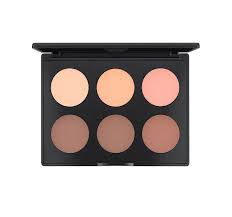 It comes with three colors to highlight and three to use for contouring, all in one small, easy to travel with palette. Studio Fix Sculpt And Shape Contour Palette Light Medium Mac Cosmetics Official Site