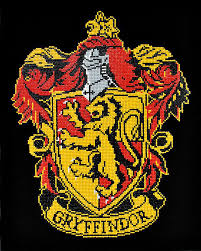 4 peintures contiennent de la plateforme 9 3/4, le garçon qui a vécu, le blason de gryffondor et la marque foncé. Diamond Painting Blason Gryffondor 40cm X 50cm Harry Potter Autres