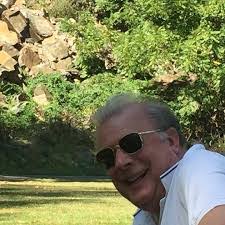 Marta Carlson's Instagram, Twitter & Facebook