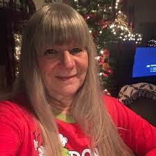 Allison Rhine's Instagram, Twitter & Facebook