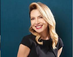 She is the current first lady of argentina, as the domestic partner of presiden. Fabiola Yanez Se Lucio Con Atuendo Marcado Por Las Tonalidades Pasteles Espectaculo El Intransigente
