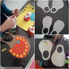 Passionate about this manual activity, he then specialized in cabinetmaking. Chaussures De Clown