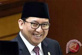Fadli zon, s.s., m.sc., gelar datuak bijo dirajo nan kuniang (lahir di jakarta, indonesia, 1 juni 1971; Fadli Zon Ajak Generasi Muda Masuk Pertanian Antara News
