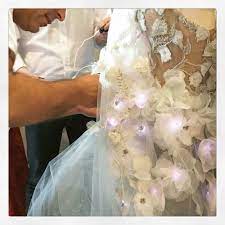 Let the flowers sit in the solution overnight. Glow In The Dark Gown Cognitive Dress Win The Night At Manus X Machina Met Gala 2016 Couturenotebook