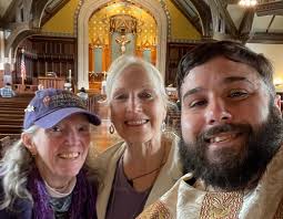 NMH Alumnus Priest Returns to Offer Mass in TAC Chapel