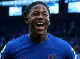 🔴 HT. Manchester United 2:0 Chelsea big half-time lead, but the job isn't  done . United must stay sharp, defend well, and finish the jobbin the  second half. Bruno ⚽ Casemiro ⚽ ©️