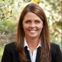 Kari Dart's Instagram, Twitter & Facebook