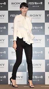 Patricia rooney mara is an american actress and animal rights activist. The Rooney Mara Look Book Rooney Mara Mara Girl Crushes