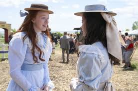 Netflix recently premiered anne with an e, an adaptation of anne of green gables, which was written by l.m. Anne With An E Alles Zur Serie Tv Spielfilm