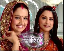 आगमी फ़िल्म सिकंदर के लिरिक्स राइटर सोहेल पाशा को सलमान और ख़ुद को जान से  मारने की धमकी देने के लिए गिरफ़्तार किया गया है। सोहेल ने ऐसा फेम ...