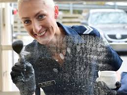 Female police officers in Victoria