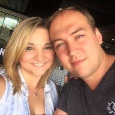 Melissa Opperman's Instagram, Twitter & Facebook