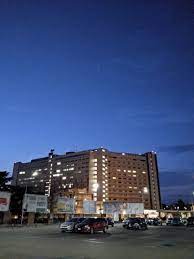 La sua tradizione va fatta risalire alla confraternita laica dei battuti (1260) e al loro ospedale della vita più volte dislocato e. Ospedale Maggiore Di Bologna Wikipedia