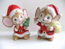 Vintage Christmas Mice Figurines Christmas Decoration Mouse Etsy Vintage Christmas Christmas Mouse Christmas Decorations