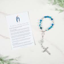 The Little Crown of the Blessed Virgin Mary Chaplet