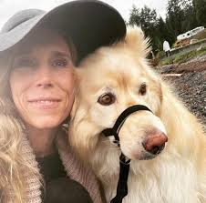 Please could anyone help im looking for a 3 bedroom private rented  house/flat and that would also take pets as i have a dog