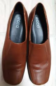 Ecco Size 9 To 9 1 2 40 Womens Brown Slip On Dress Shoe With 1 1 2 Heel Fashion Clothing Shoes Accessories Wo Slip On Dress Shoe Comfortable Shoes Shoes
