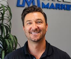 Dan Filla's Instagram, Twitter & Facebook