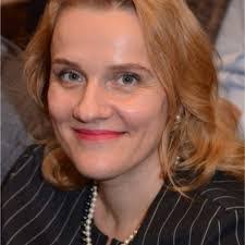 Caroline Ragan's Instagram, Twitter & Facebook