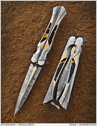 V I Would Love This Awesome Butterfly Knife For Christmas This Year Knife Knife Art Butterfly Knife
