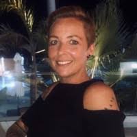 Donna Golding's Instagram, Twitter & Facebook