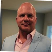 Eric Batt's Instagram, Twitter & Facebook