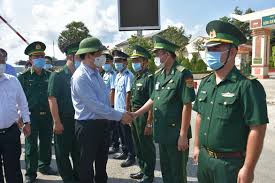 Xét nghiệm nhanh cho bộ phận giao nhận ca trực điều độ. Eha News Kháº©n Cáº¥p Thiáº¿t Láº­p La Cháº¯n Chá»'ng Dá»‹ch Covid 19 Táº¡i Ä'Æ°á»ng Bien Nhanh Chong Xay Dá»±ng Bá»‡nh Viá»‡n Da Chiáº¿n