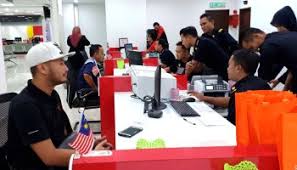 Bila clear, bayar rm30 dan tinggalkan geran asal untuk dah bayar harga insurans baru, nanti akan dapat salinan polisi insurans owner baru. Nak Tukar Cat Atau Warna Kenderaan Anda Rujuk Panduan Jpj Ini Dahulu Funtasticko Net