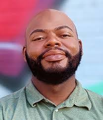 Lonnie Garner's Instagram, Twitter & Facebook