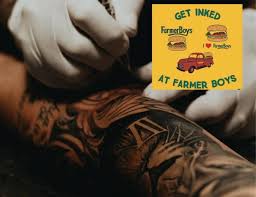 Tiny dog paw print tattoo idea. Nechte Se Tetovat A Mate Hamburgery Na Rok Zdarma Visitchef Com