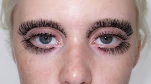 You will be thrilled with how you look when you leave our studio. Gucci Models Walk The Runway Using Fake Eyelashes As Eyebrows Rare