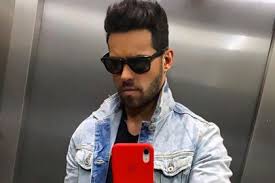 Eleazar gómez salió al paso de las acusaciones que su exnovia, vanessa lópez, hizo en su contra. Marks On The Face And Neck The Photos Of The Injuries That Eleazar Gomez Would Have Caused To His Girlfriend The Gal Times