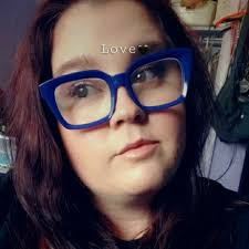 Tina Jack's Instagram, Twitter & Facebook