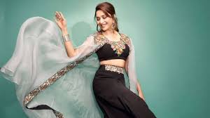 Madhuri dixit is one of india's finest actresses. Bqz9yymu17wh1m