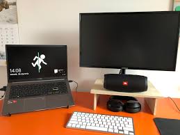 On a desktop computer keyboard, press num lock or scroll lock to enable the function,. Is It Possible To Have Extended Wallpaper When Pc Is Locked Win L I Don T Know Why But Second Monitor Just Turn All Black Without Background And When I Unlock Computer Everything Work