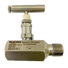 H7VIS-44Q-SS-SG-T2 15NPT M/F 6,000PSI HAND VALVE 4.8 ORIF TEFLON METAL SG  ALL 316 T2 - Prochem