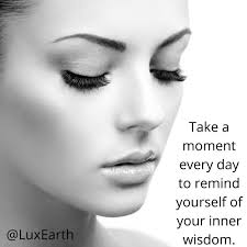 Wisdom Soap Aromatherapy Calming Creativity Unique Gift Set Candle Amethyst  Crystals Birthstone 6th Wedding Anniversary