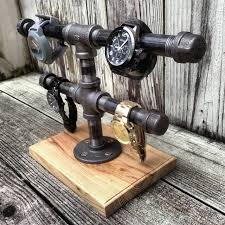 インダストリアル系インテリアに欠かせない 配管や塩ビパイプなどを使ったdiyアイデア60選 棚やスツール コートハンガーに小物など おしゃれで機能的な作品をご紹介します 配管家具 パイプ インテリア diy アイデア