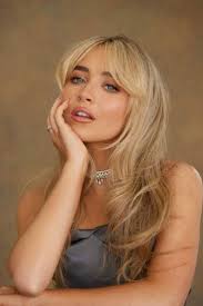 Sabrina Carpenters Blonde Formula 🧪🫶🏼