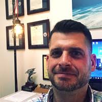 200+ perfiles de «Testut»